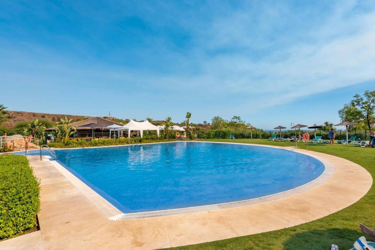 Resort Parque Botanico Club & Country Estepona Exterior photo